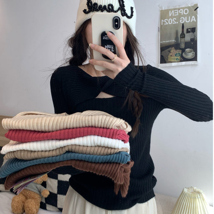 Women's long sleeve shirt with open shoulder area and rib knit pattern Lisslune