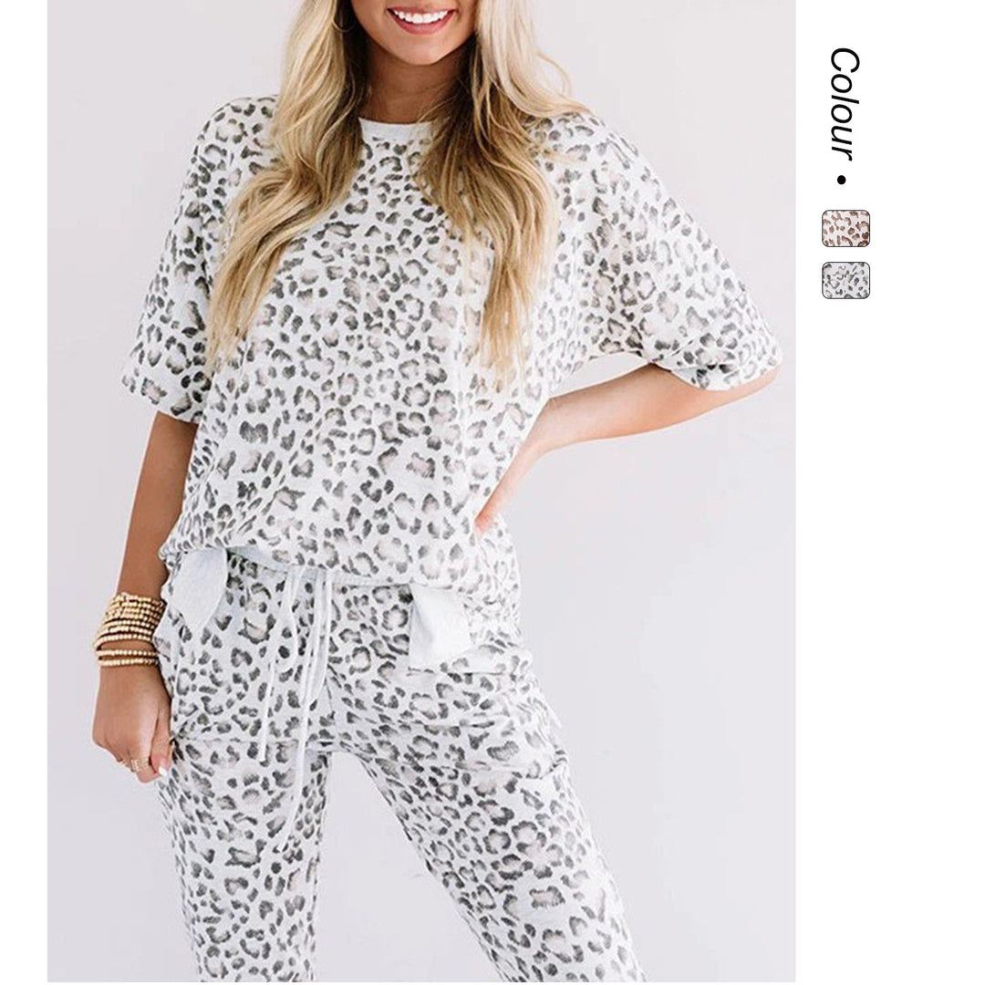 Women's Casual Set with Animal Pattern and Casual Cut