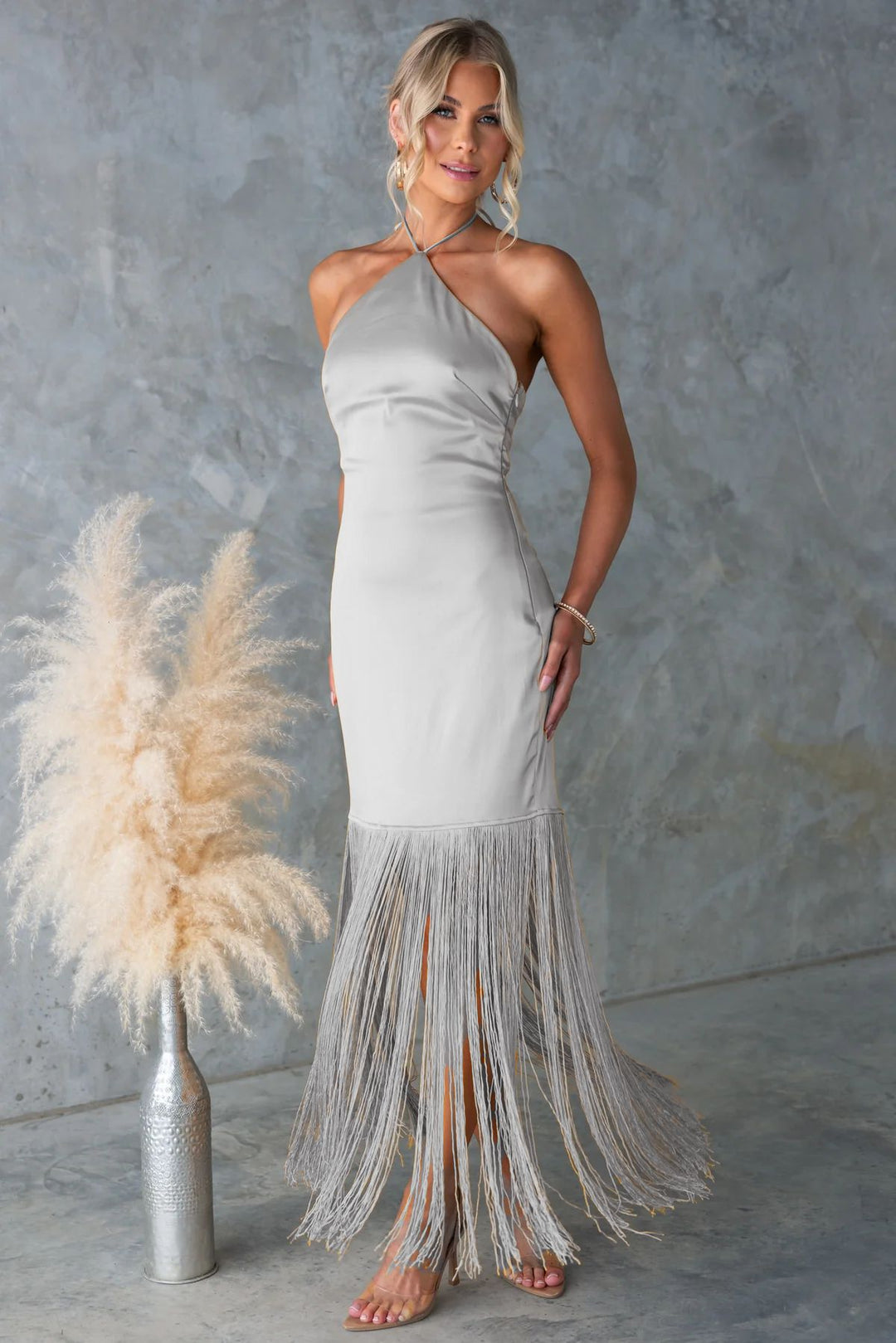 Women's Long-Sleeved Fringe Maxi Dress with Back Cutout and Elegant Fit Lune London