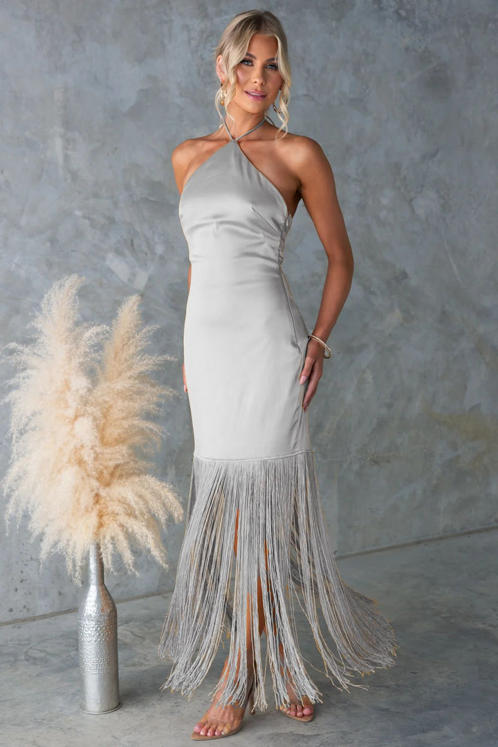 Women's Long-Sleeved Fringe Maxi Dress with Back Cutout and Elegant Fit Lune London