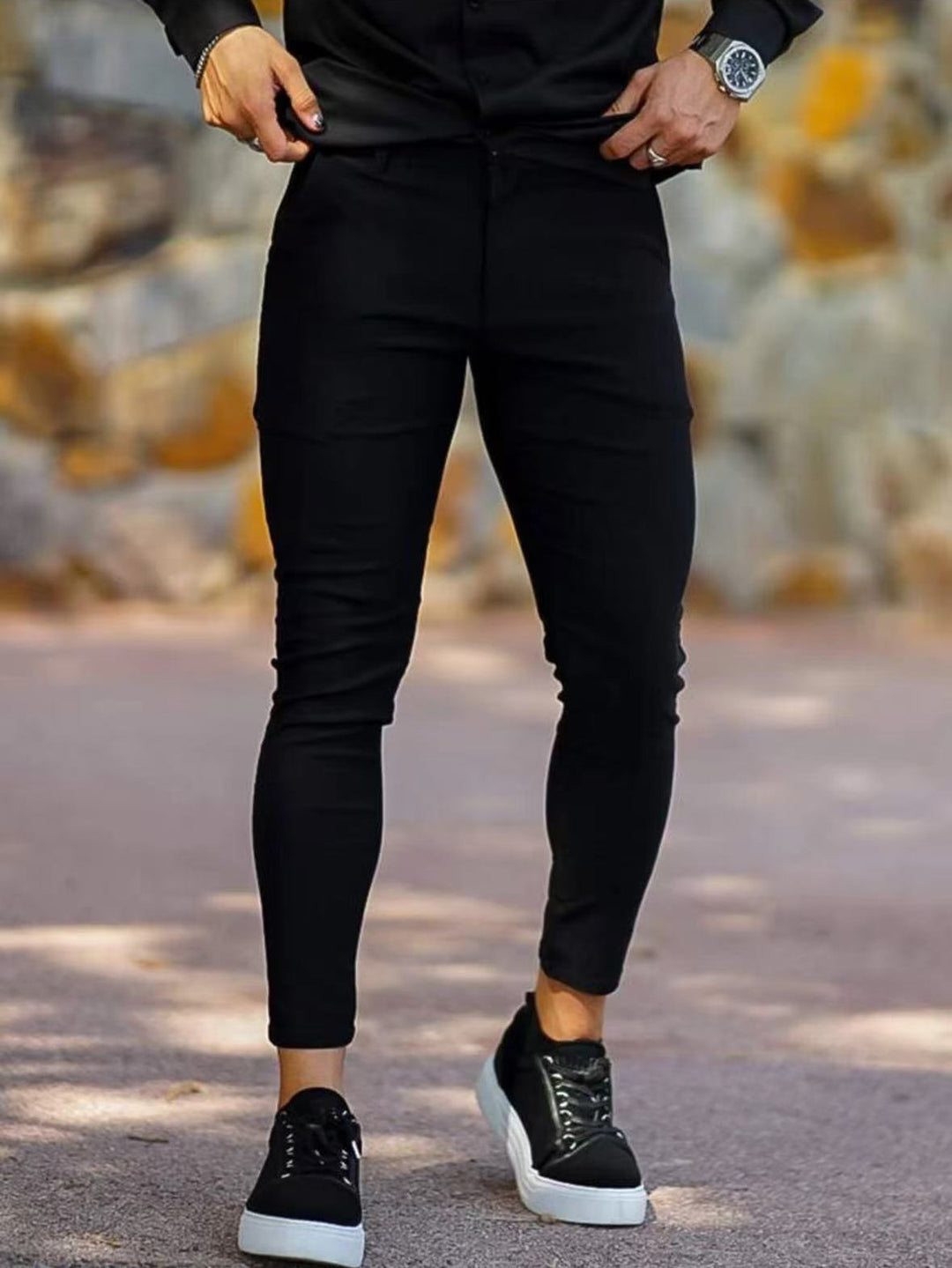 Men's stylish and comfortable slim-fit trousers with elastic waistband and functional pockets Lisslune