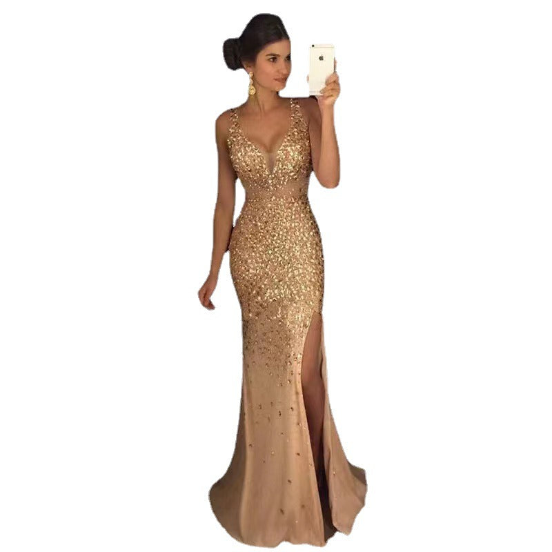 Women's Glamorous Evening Dress with Shimmering Sequins and Deep Slit Lisslune