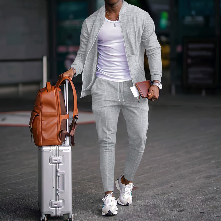 Men's sporty tracksuit with modern cut and breathable material Lisslune