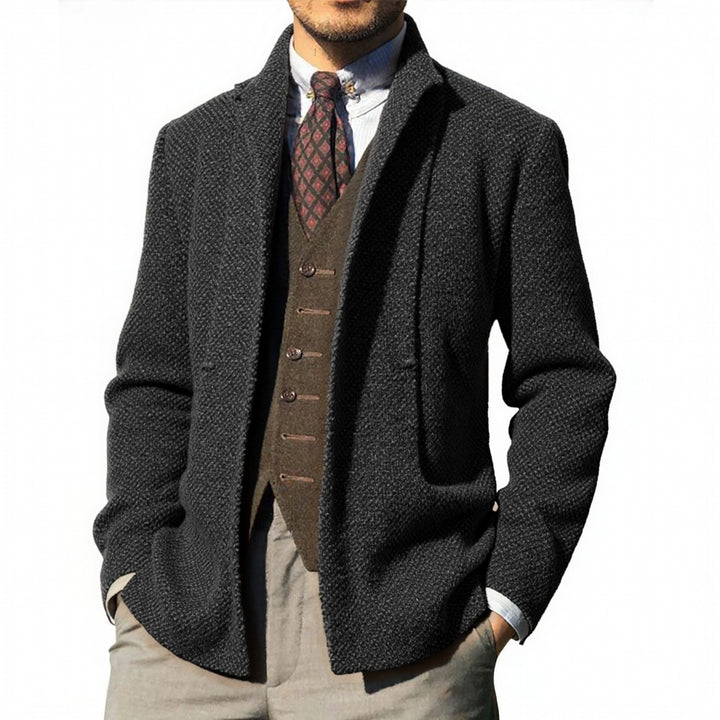 Men's elegant cardigan with modern cut and practical pockets Lisslune