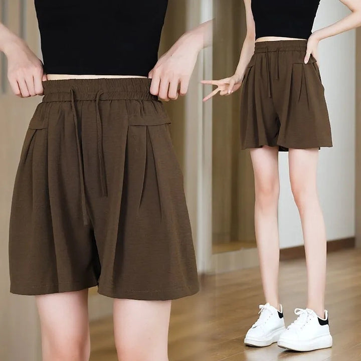 Women's short leisure pants with elastic waistband and practical side pockets Lisslune