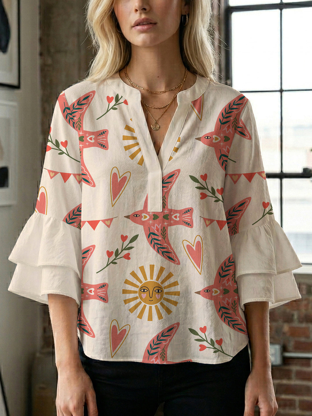 Women's blouse with ruffle details and eye-catching animal print Lisslune