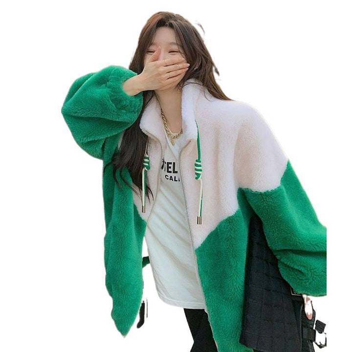 Women’s plush jacket with high closing collar and practical zippered pockets Lisslune