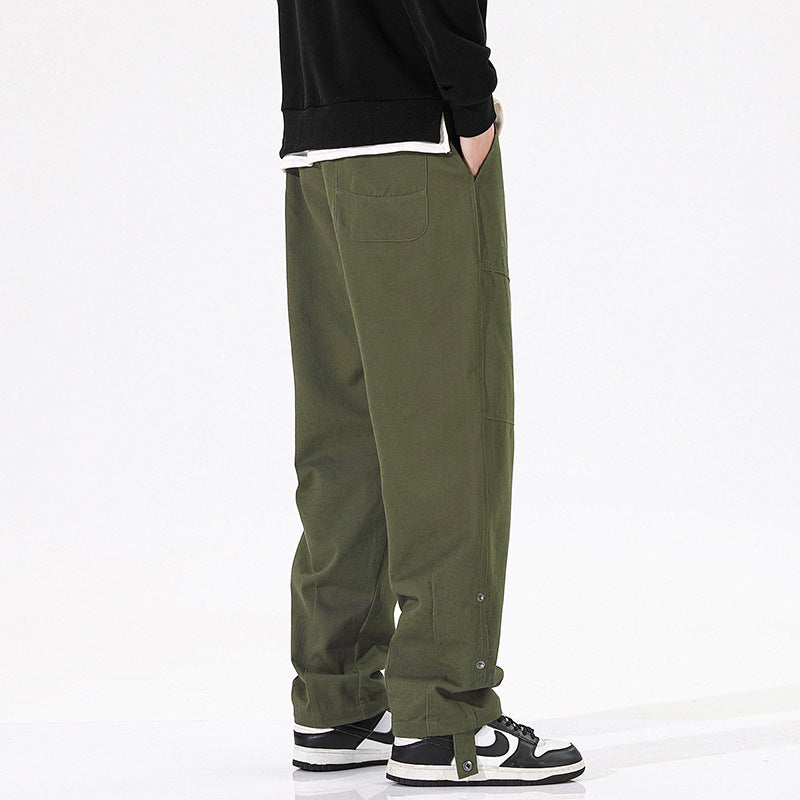 Men's cargo pants with practical side pockets and a casual fit Lisslune