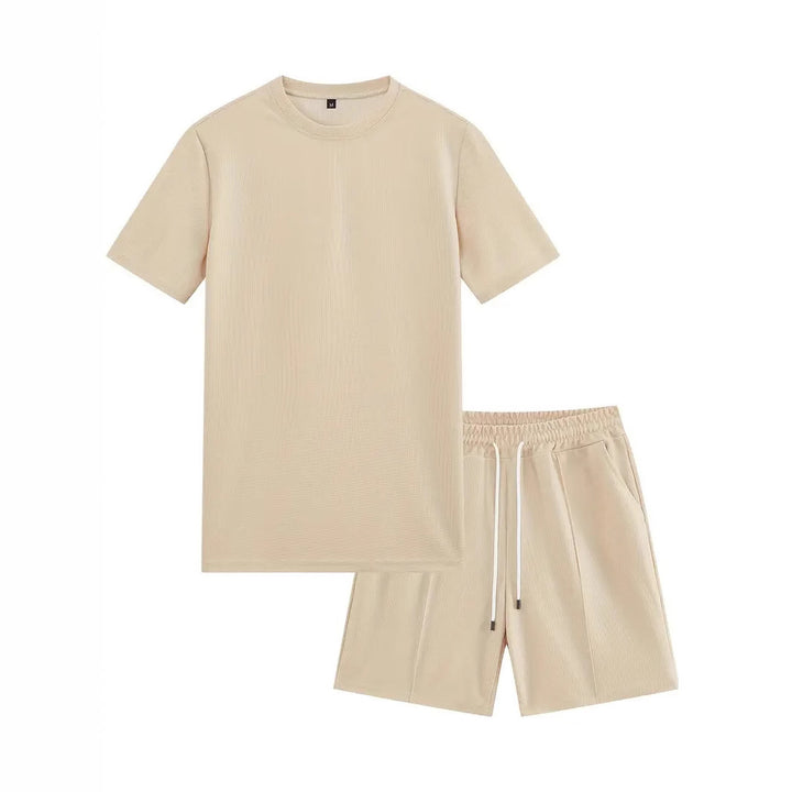 Men's comfortable leisure set with high-quality T-shirt and shorts Lisslune