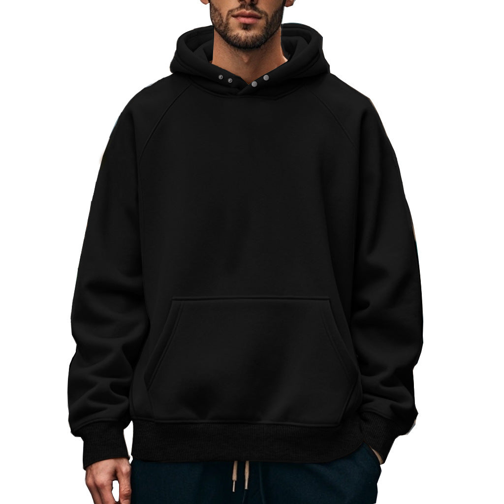 Men's hoodie with a casual cut and practical kangaroo pocket Lisslune