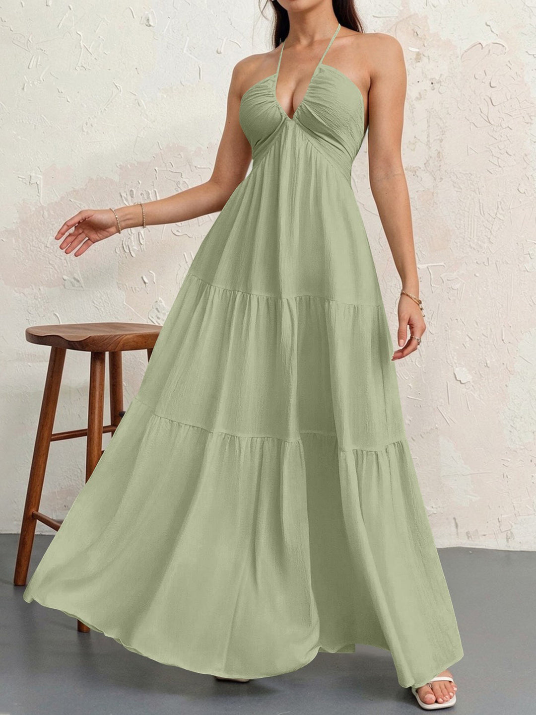 Women’s maxi dress with deep V-neckline and airy silhouette Lisslune