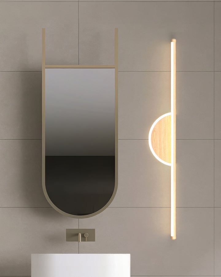 Lisslune | Modern Wall Lamp made of Wooden Arch