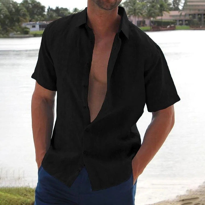 Men's short-sleeve shirt made of a light linen blend with a modern cut and casual flair Lisslune