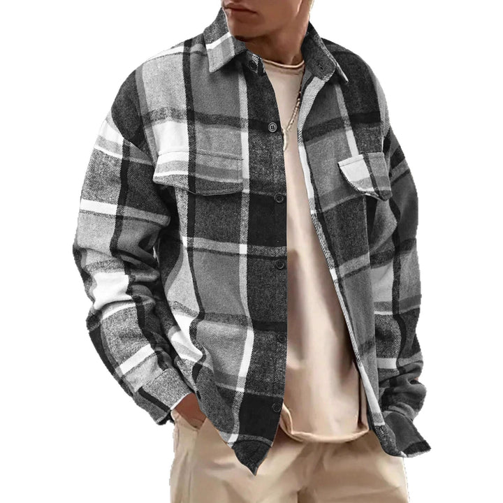 Men's Checkered Flannel Jacket with Two Chest Pockets and Modern Cut Lisslune