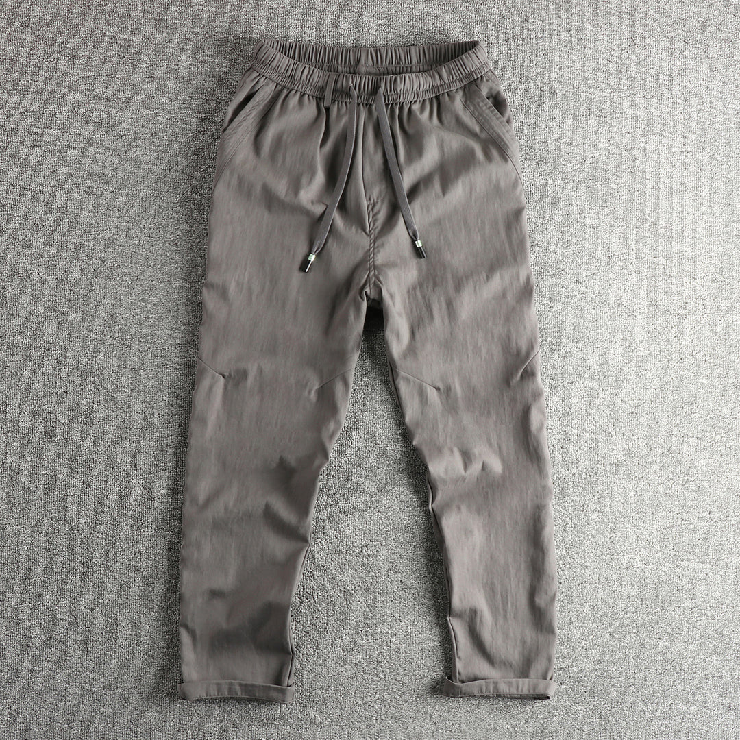 Men's sporty leisure pants with elastic waistband and practical drawstring Lisslune