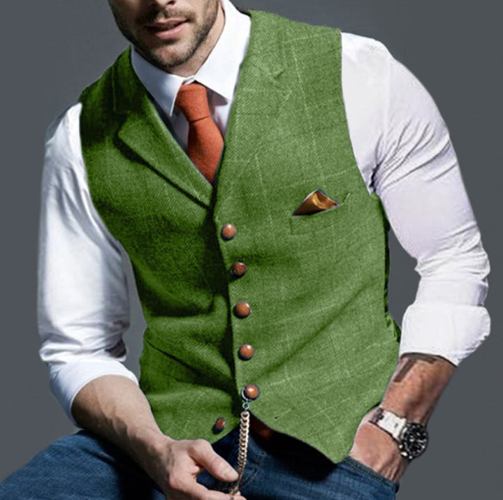 Men's stylish vest with noble wooden buttons Lisslune