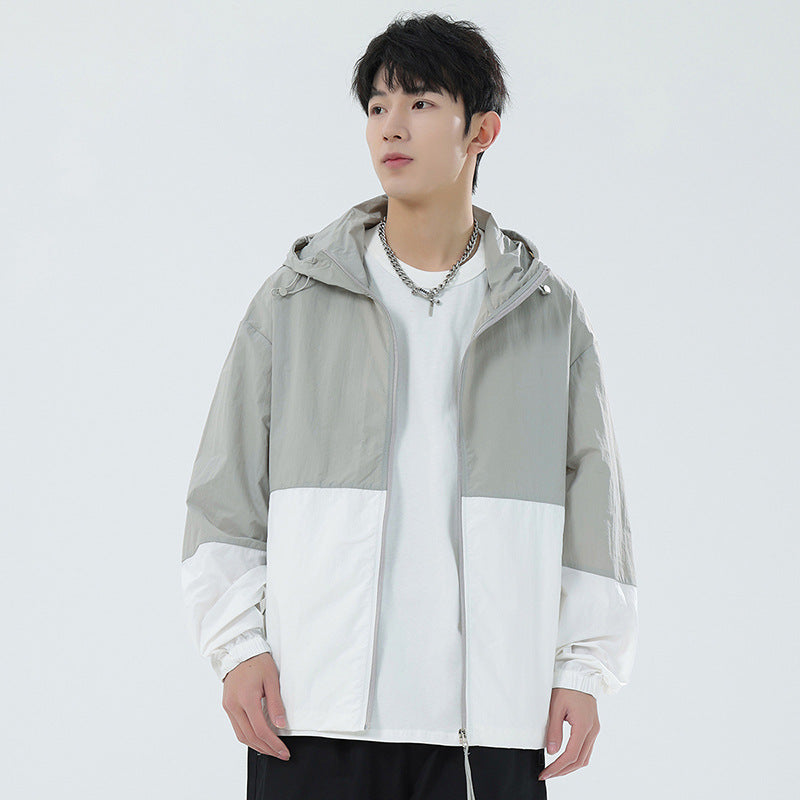 Men's sporty windbreaker with adjustable hood system and reflective details Lisslune