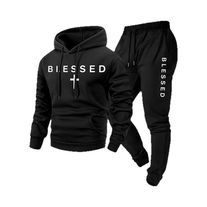 Women’s sweatshirt and jogger set with modern lettering and practical pockets Lisslune