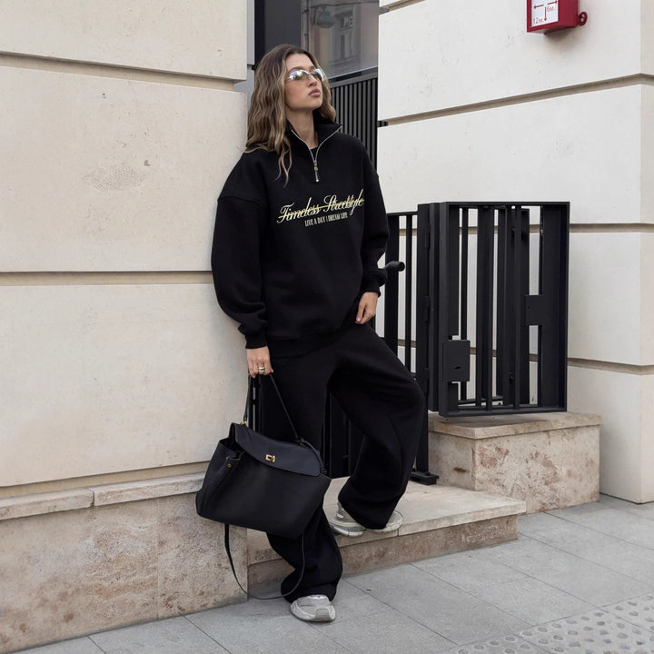 Women's sporty hoodie with stand-up collar and zipper Lisslune