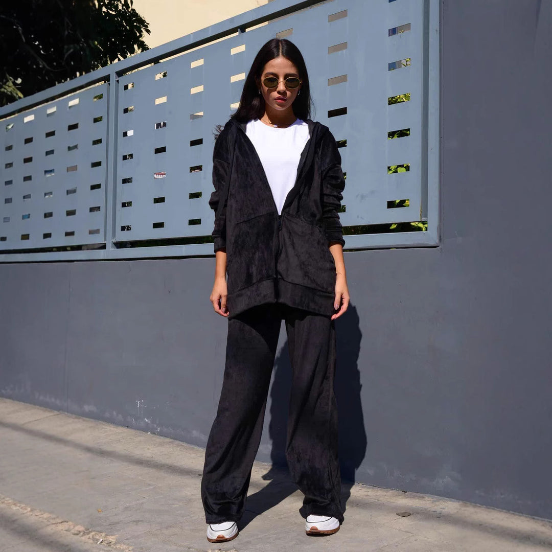 Women's Oversized Hooded Jacket made of soft Velour Lisslune
