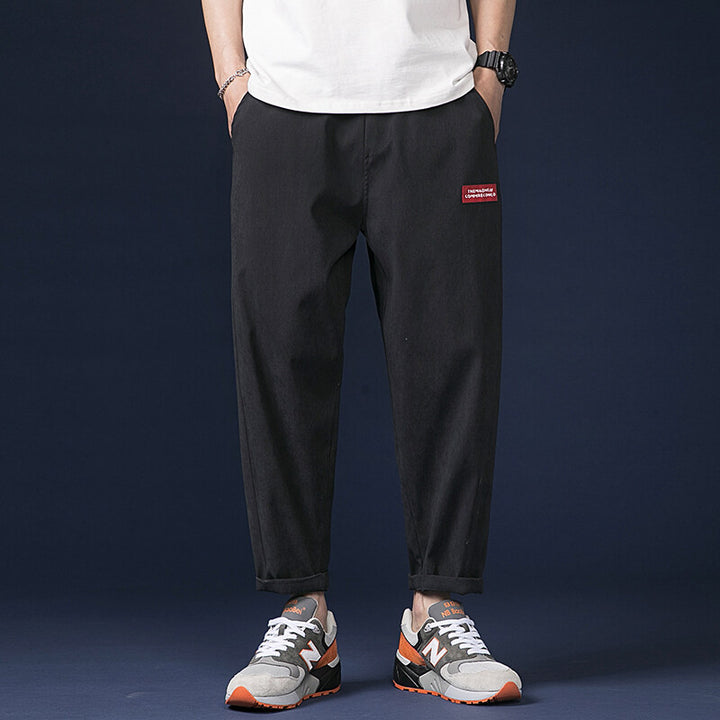 Men's casual pants with a relaxed fit and practical drawstring Lisslune