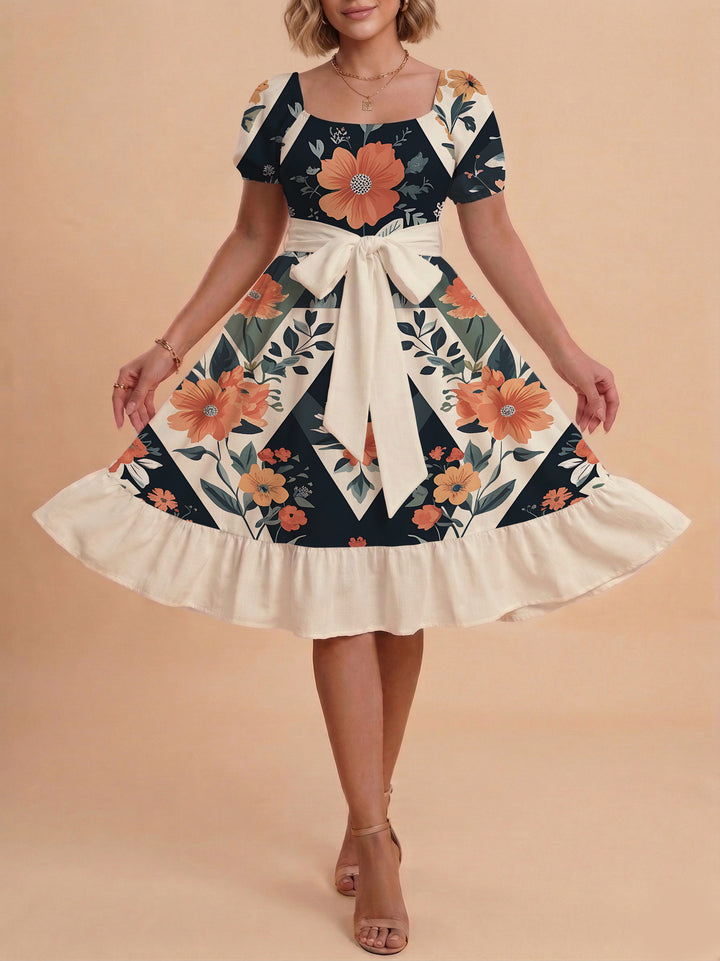 Women's dress with tailored fit and playful floral pattern Lisslune
