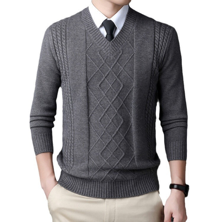 Men's V-Neck Sweater in Modern Cable Pattern Lisslune