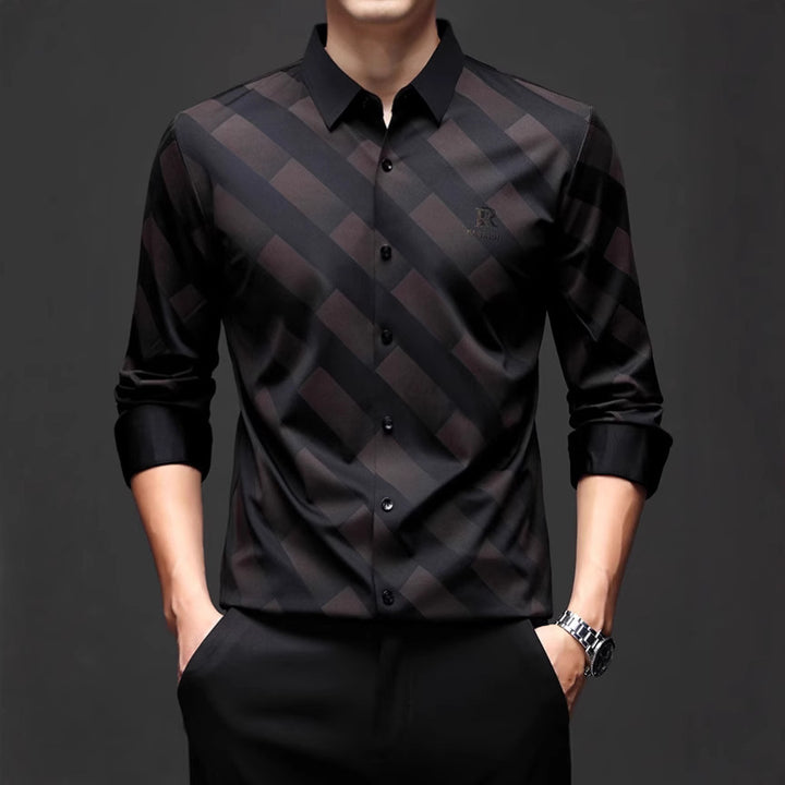 Men's Elegant Shirt with Modern Check Design Lisslune