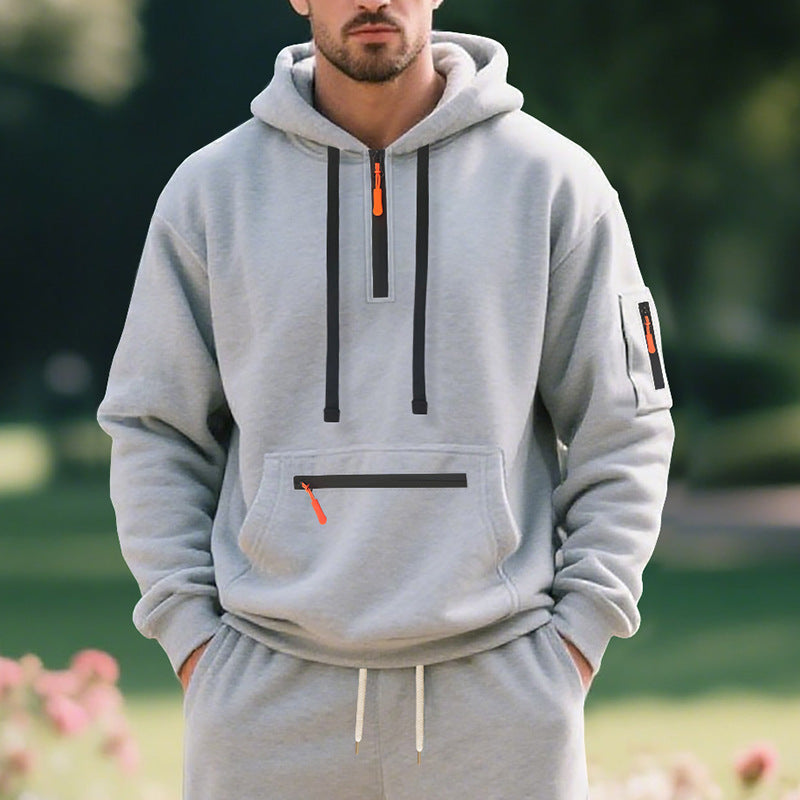 Men's sporty hoodie with practical zipper pockets Lisslune