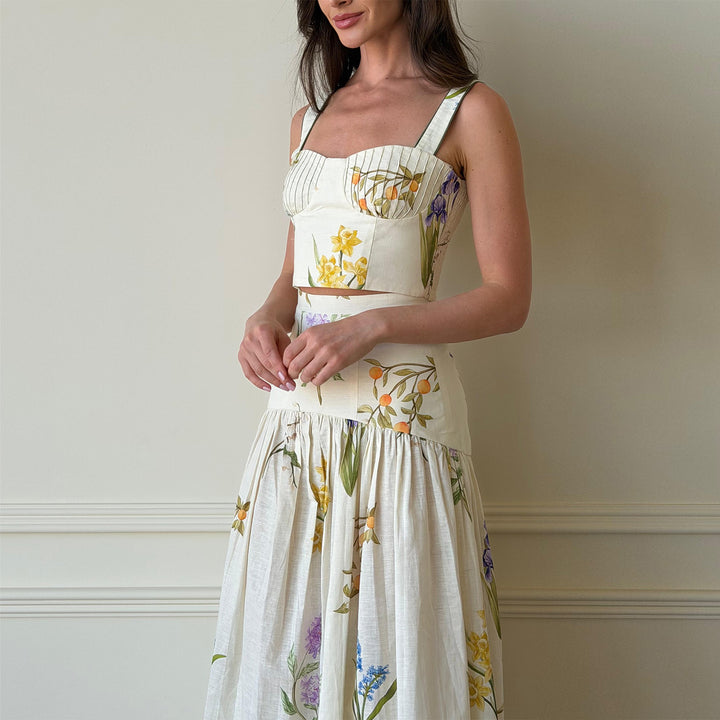 Women Two-Piece Set with Floral Details and Sophisticated Cut Lisslune
