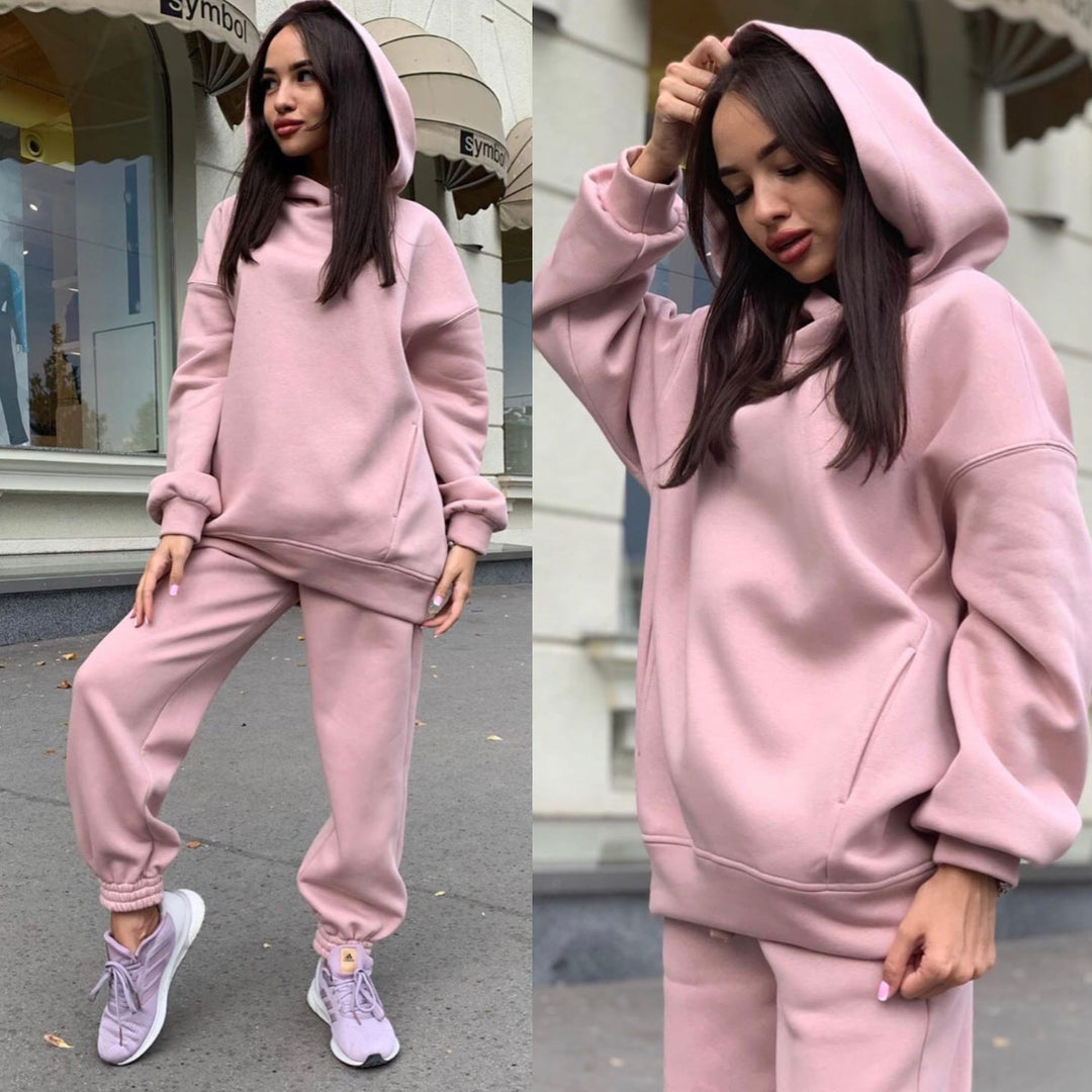 Women's comfortable hoodie and jogger set Lisslune