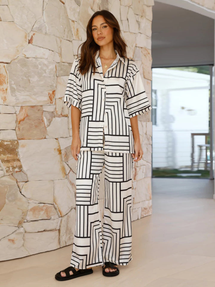 Women's Comfortable Two-Piece Set with Artistic Print and Loose Fit Lune London