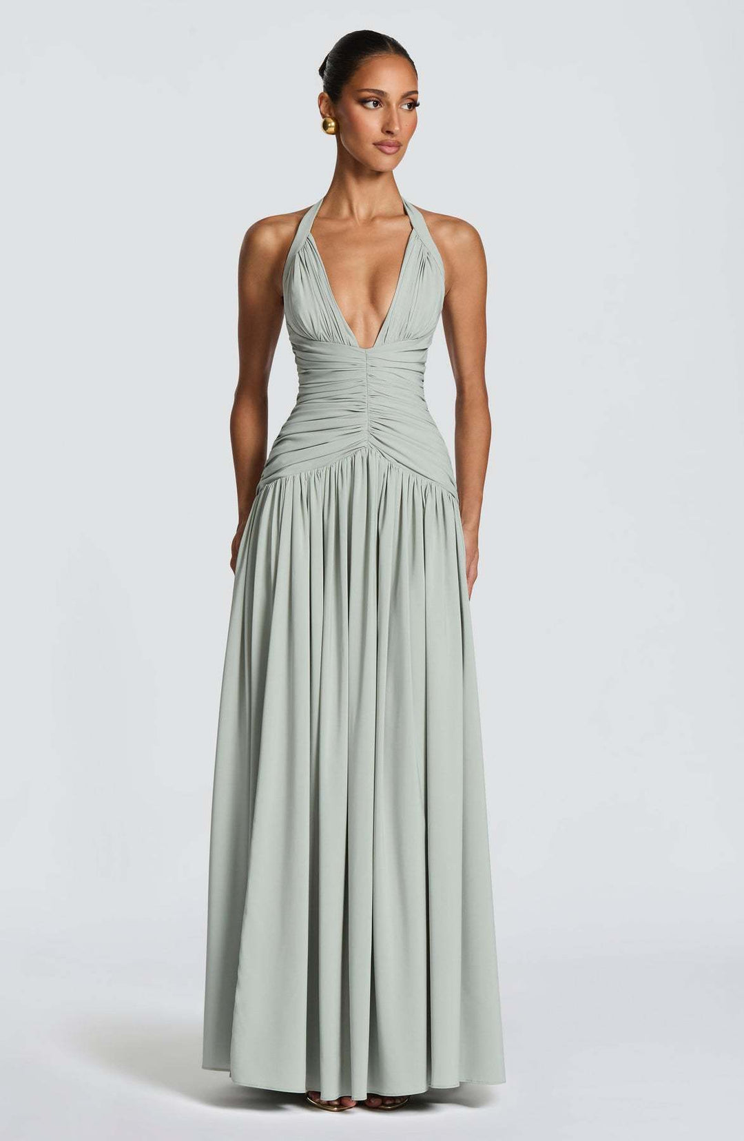 Ladies Elegant Maxi Dress with Strapless Neckline and Sophisticated Pleats