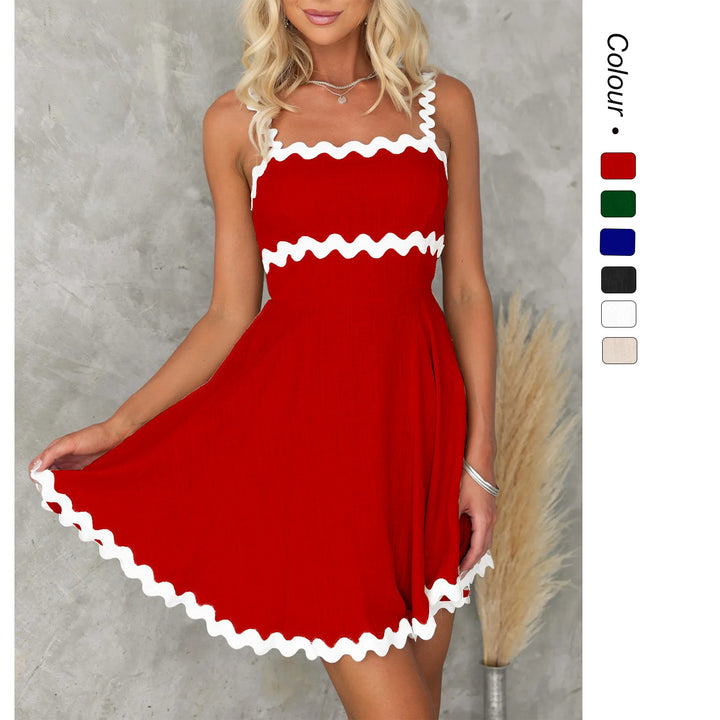 Women's casual dress with voluminous ruffles and decorative wave hem