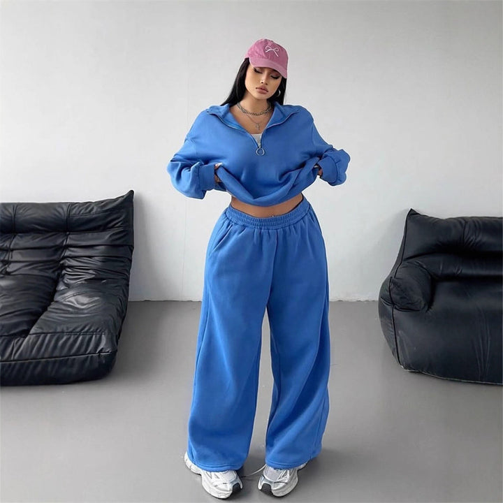 Women's sporty fleece loungewear set with high collar and loose fit Lisslune