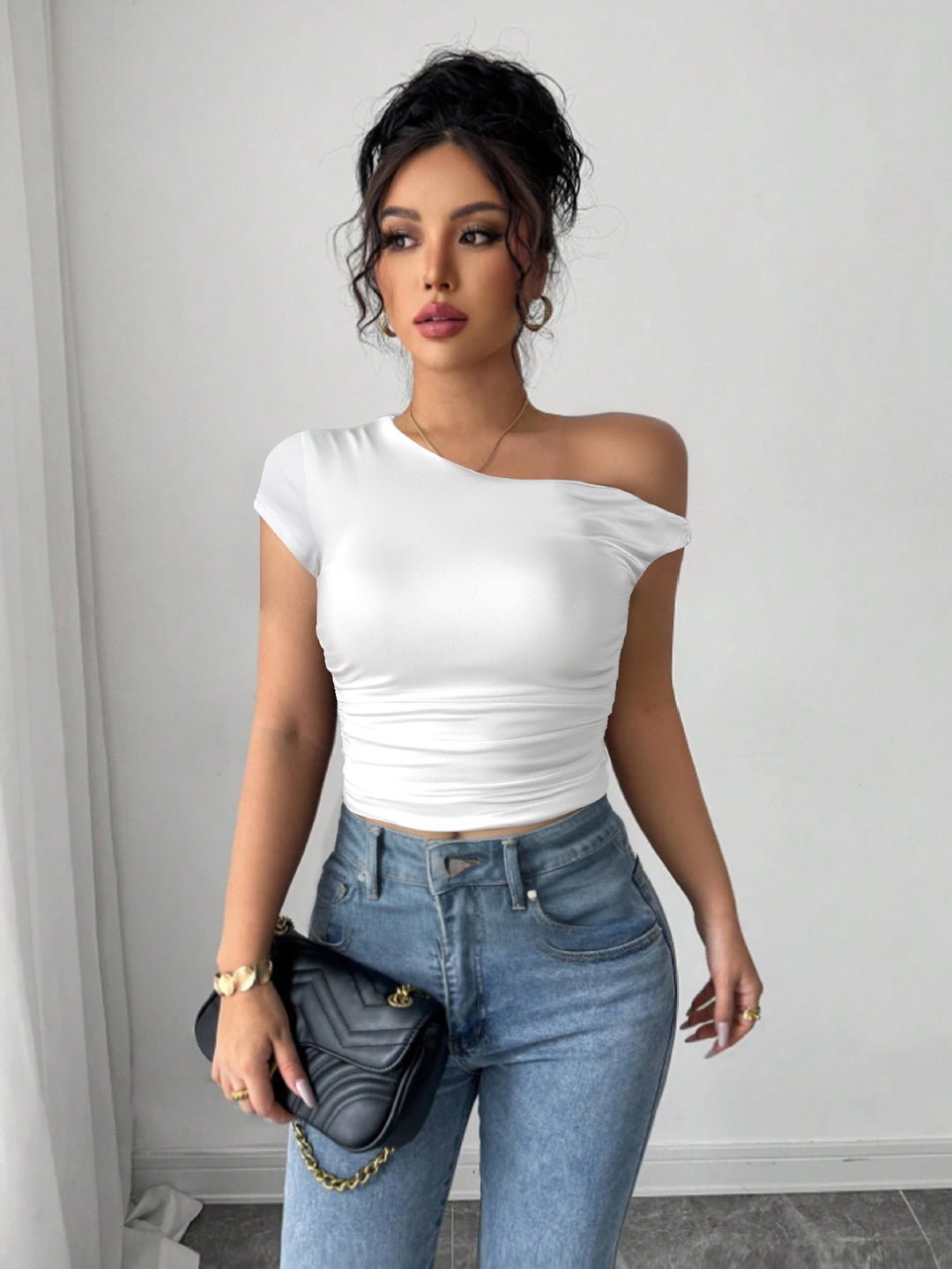 Damen Off-Shoulder Shirt mit Raffung und tailliertem Schnitt Lisslune
