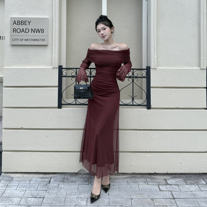 Women's Off-Shoulder Evening Dress with Ruched Design and Long Sleeves Lune London