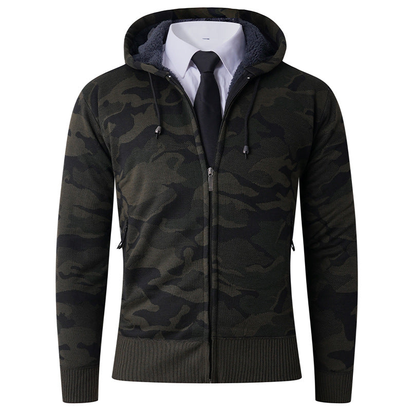 Men's stylish hoodie with lined hood and bold camouflage pattern Lisslune