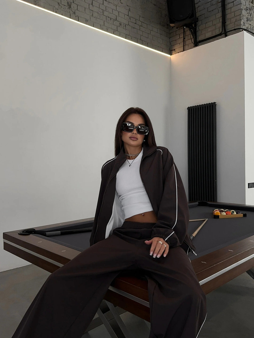 Women's Sporty Windbreaker and Loose Pants Set Lisslune