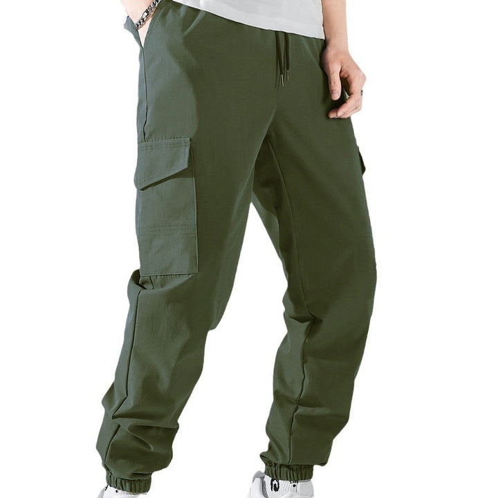 Men's cargo training pants with practical side pockets and elastic waistband Lisslune