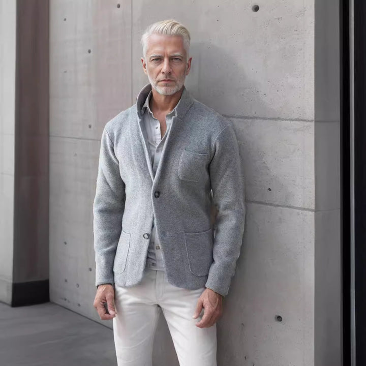 Men's modern cut knitted coat with comfortable collar and practical pockets Lisslune