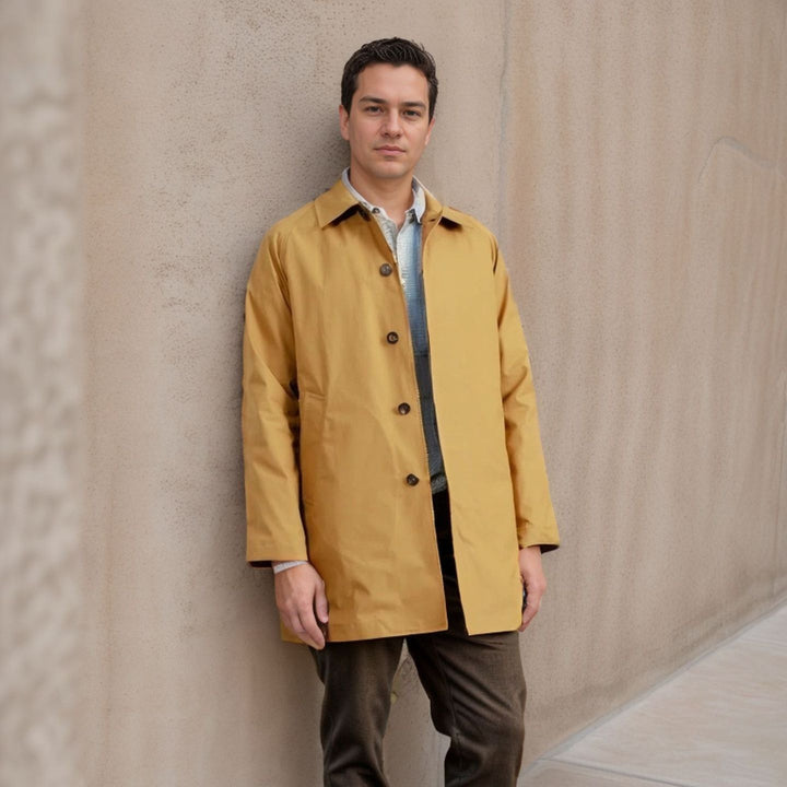 Men's casual raincoat with practical snap buttons and modern cut Lisslune