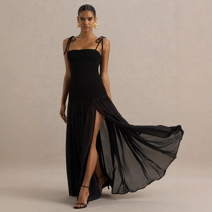 Women’s maxi dress with an elegant, gathered top and flowing skirt Lisslune
