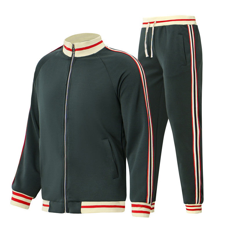 Men's sporty tracksuit with modern design and functional details Lisslune