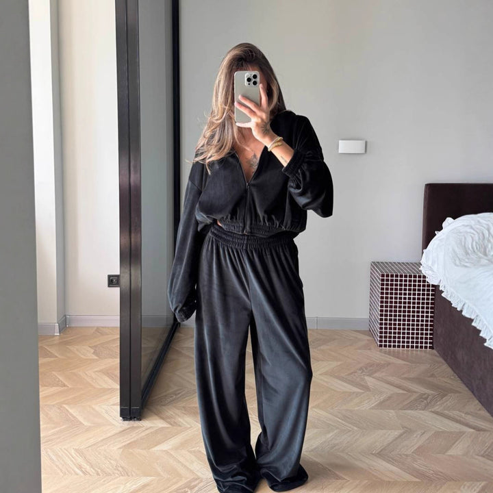 Women's velvety tracksuit with voluminous sleeves Lisslune