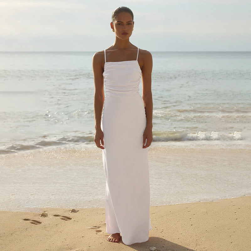 Women's elegant maxi dress with refined gathering and adjustable spaghetti straps