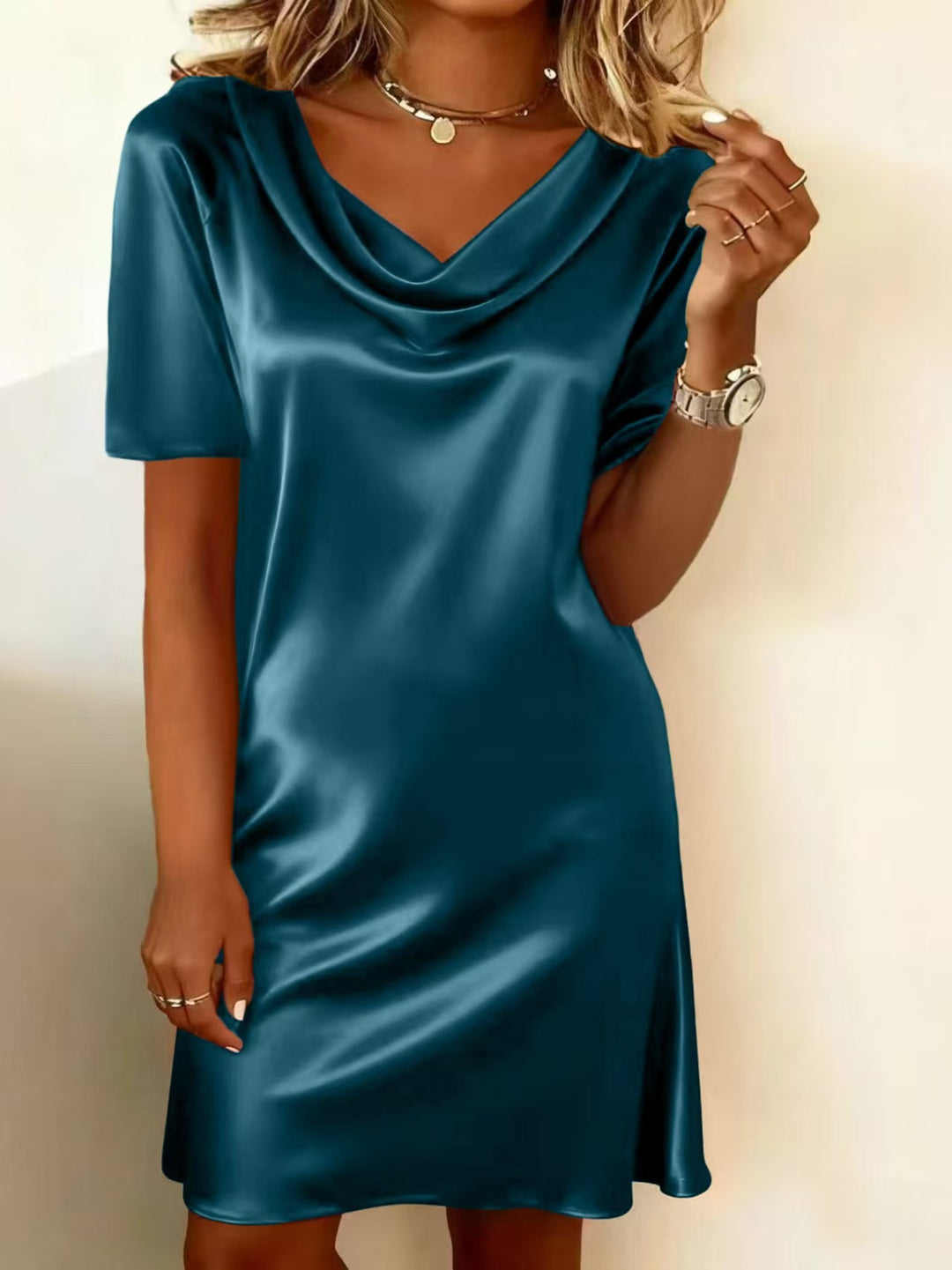 Damen Elegantes Satin-Kleid mit elegantem Wasserfall-Ausschnitt und schmeichelhaftem Schnitt Lisslune