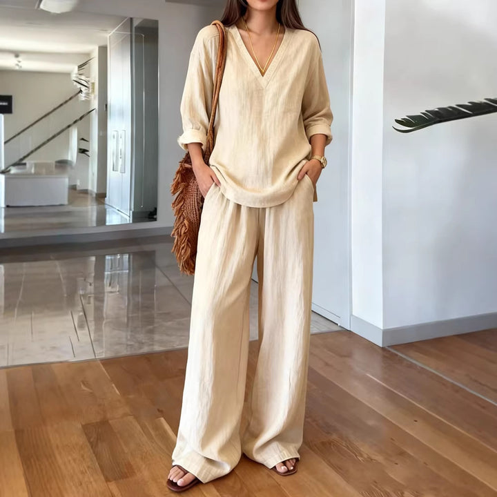 Women's Lightweight Summer Pants with Loose Fit and V-Neck Shirt Lisslune