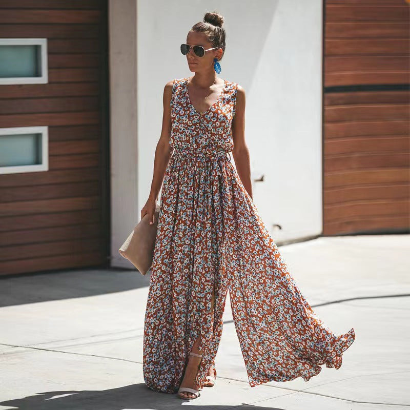 Women's maxi dress with floral design and high slit Lisslune