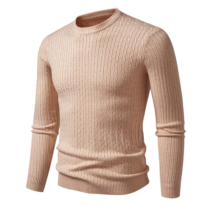 Men's chunky knit sweater with elegant cable pattern Lisslune
